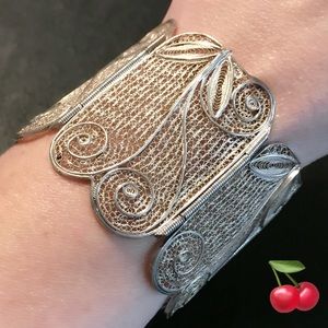 SOLD🔥 VTG Sterling Filigree Cherry Bracelet🍒